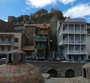 Et lite glimt av gamlebyen i Tbilisi - mange har følt en dragning mot dette stedet