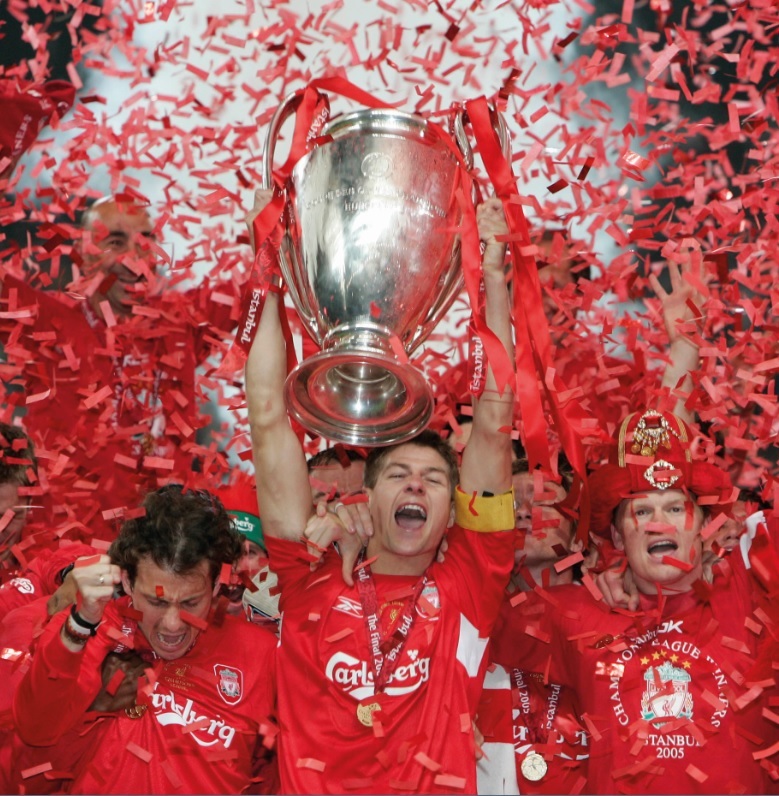 - Vi feirer i et hav av rødt etter å ha tatt seieren i Champions League i 2005.