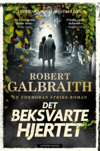 Omslag til «Det beksvarte hjertet» av Robert Galbraith