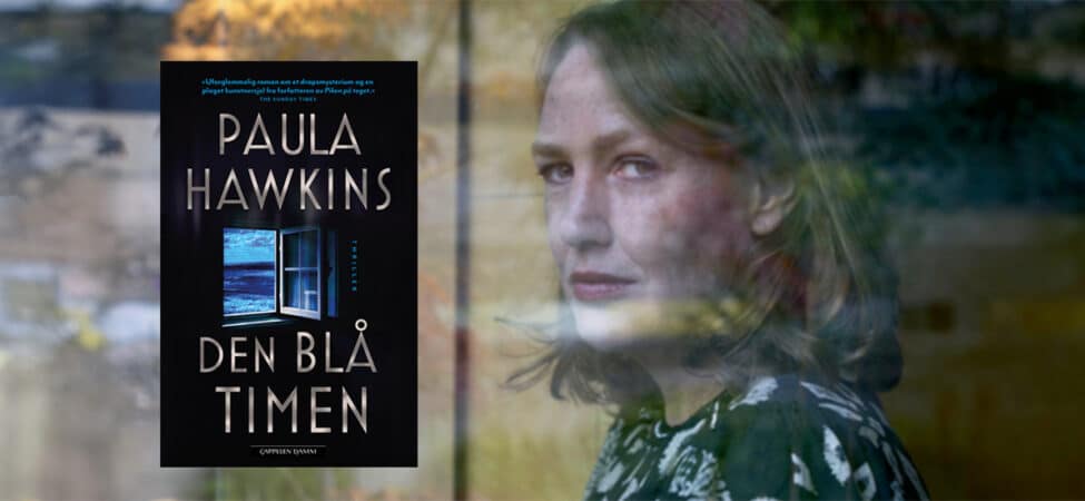 Foto av forfatter Paula Hawkins med omslaget til boka hennes "Den blå timen" lagt oppå.